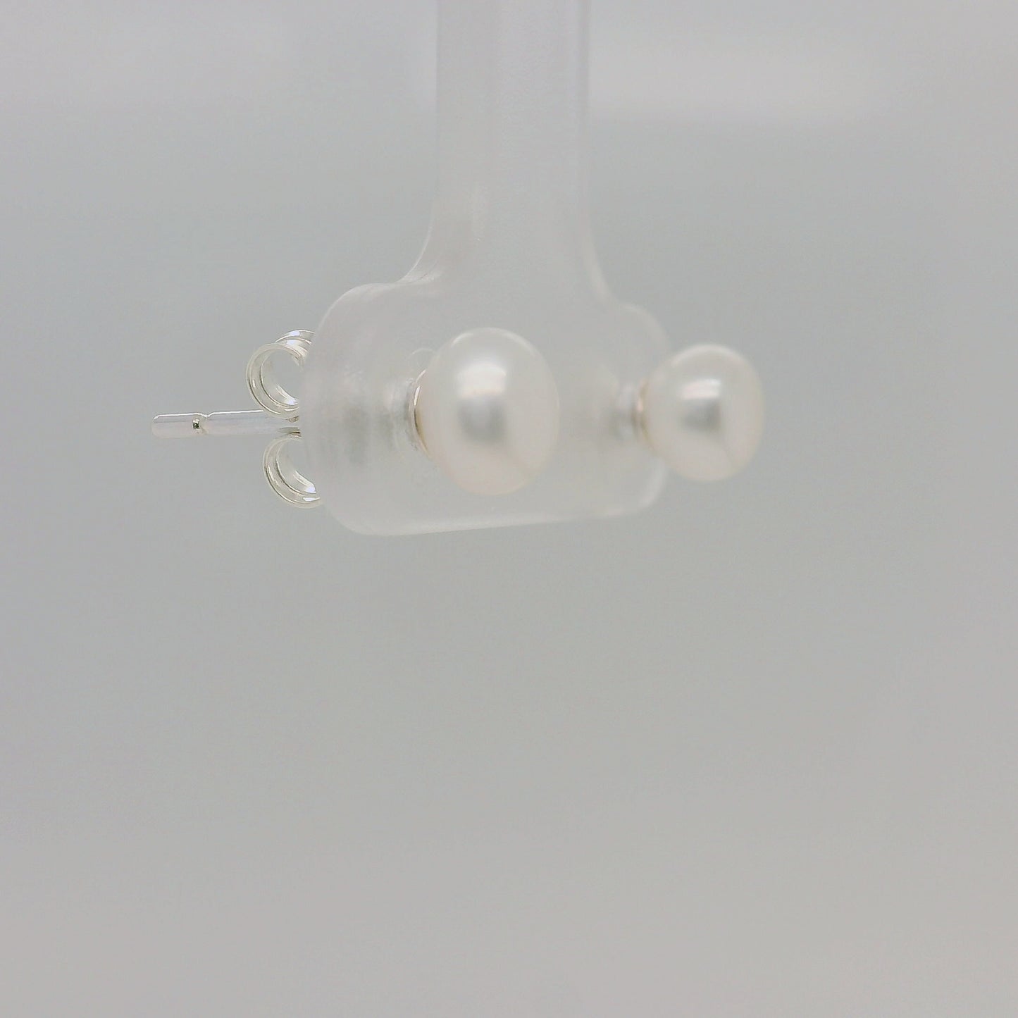 Sterling Silver Freshwater Button Pearl Stud Earrings – 5–5.5mm