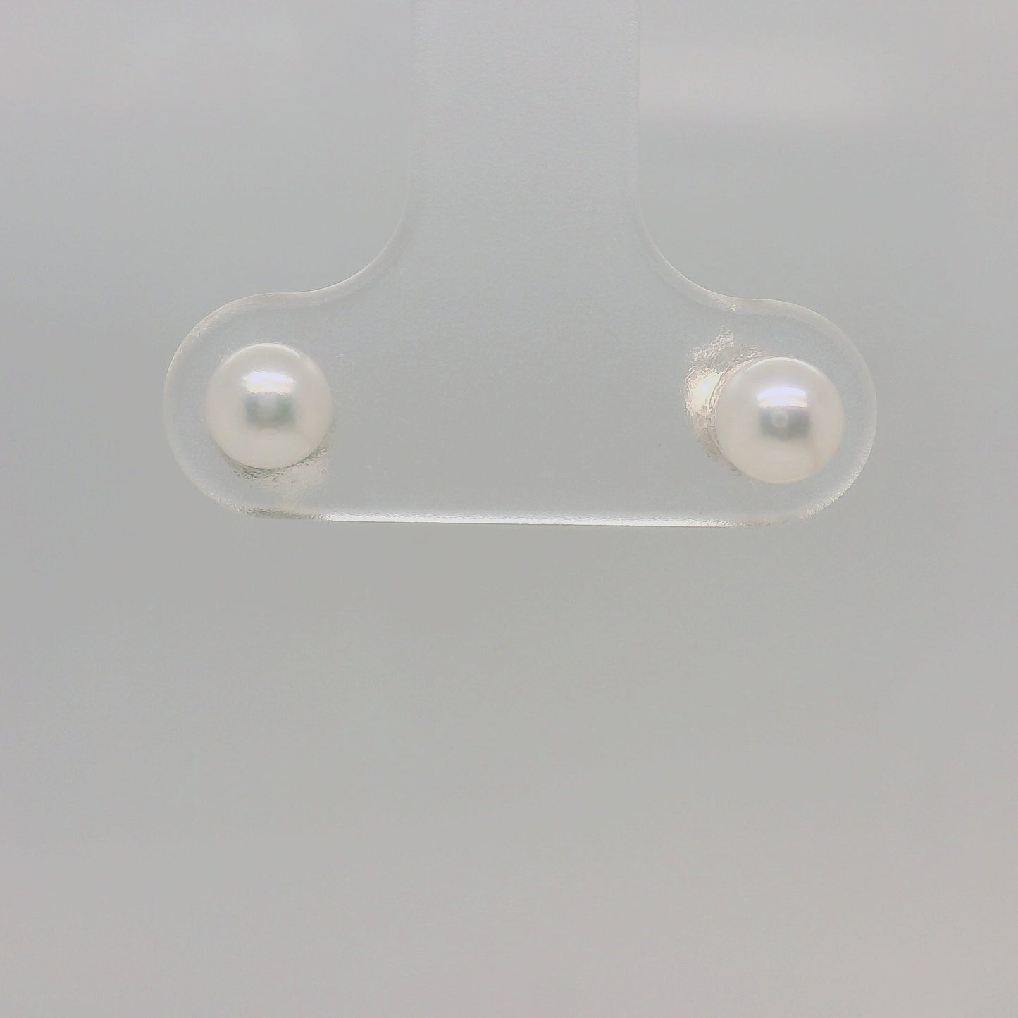 Sterling Silver Freshwater Pearl Stud Earrings – 4–4.5mm