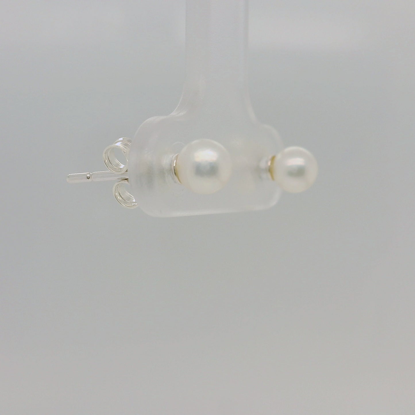 Sterling Silver Freshwater Pearl Stud Earrings – 4–4.5mm