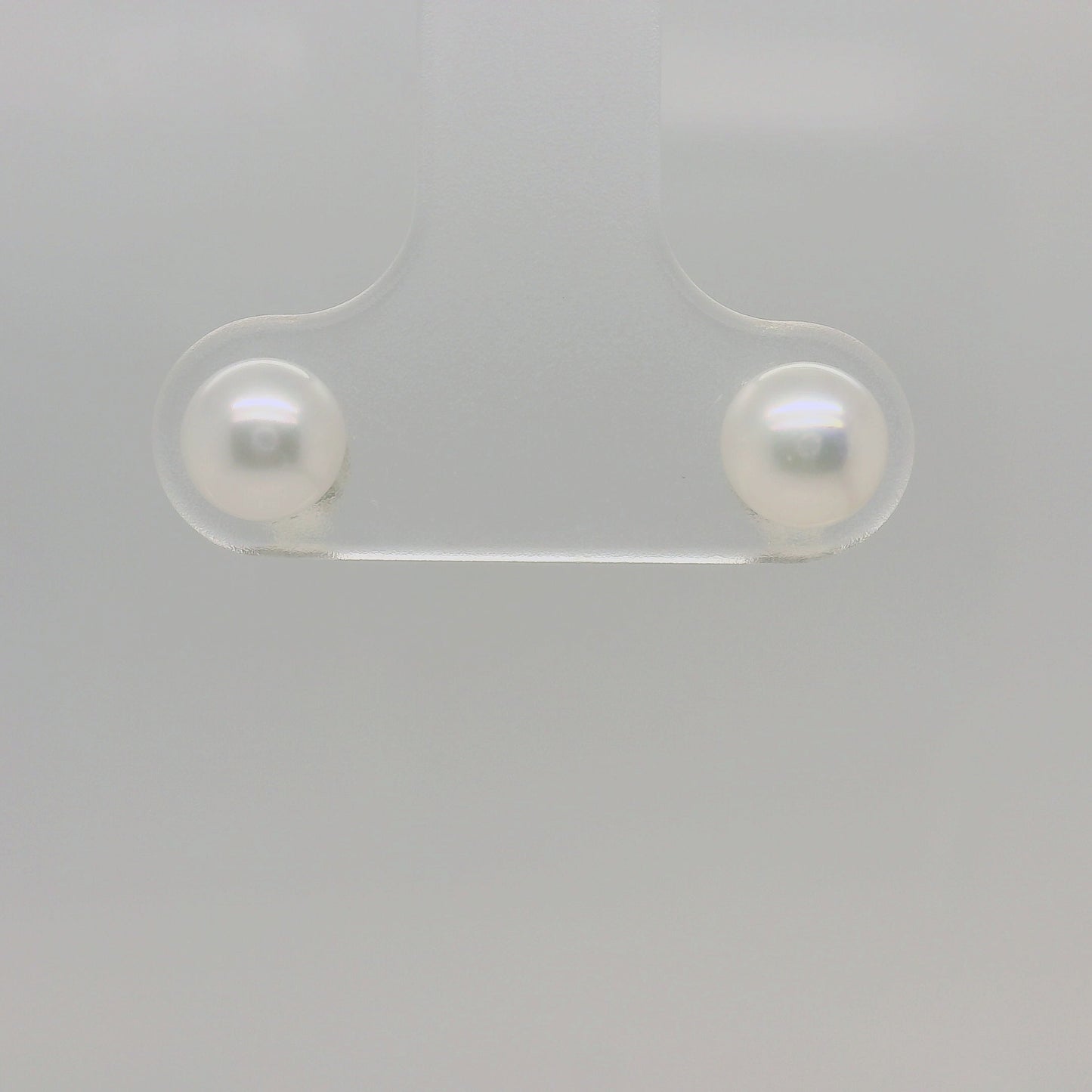Sterling Silver Freshwater Pearl Stud Earrings – 5–5.5mm