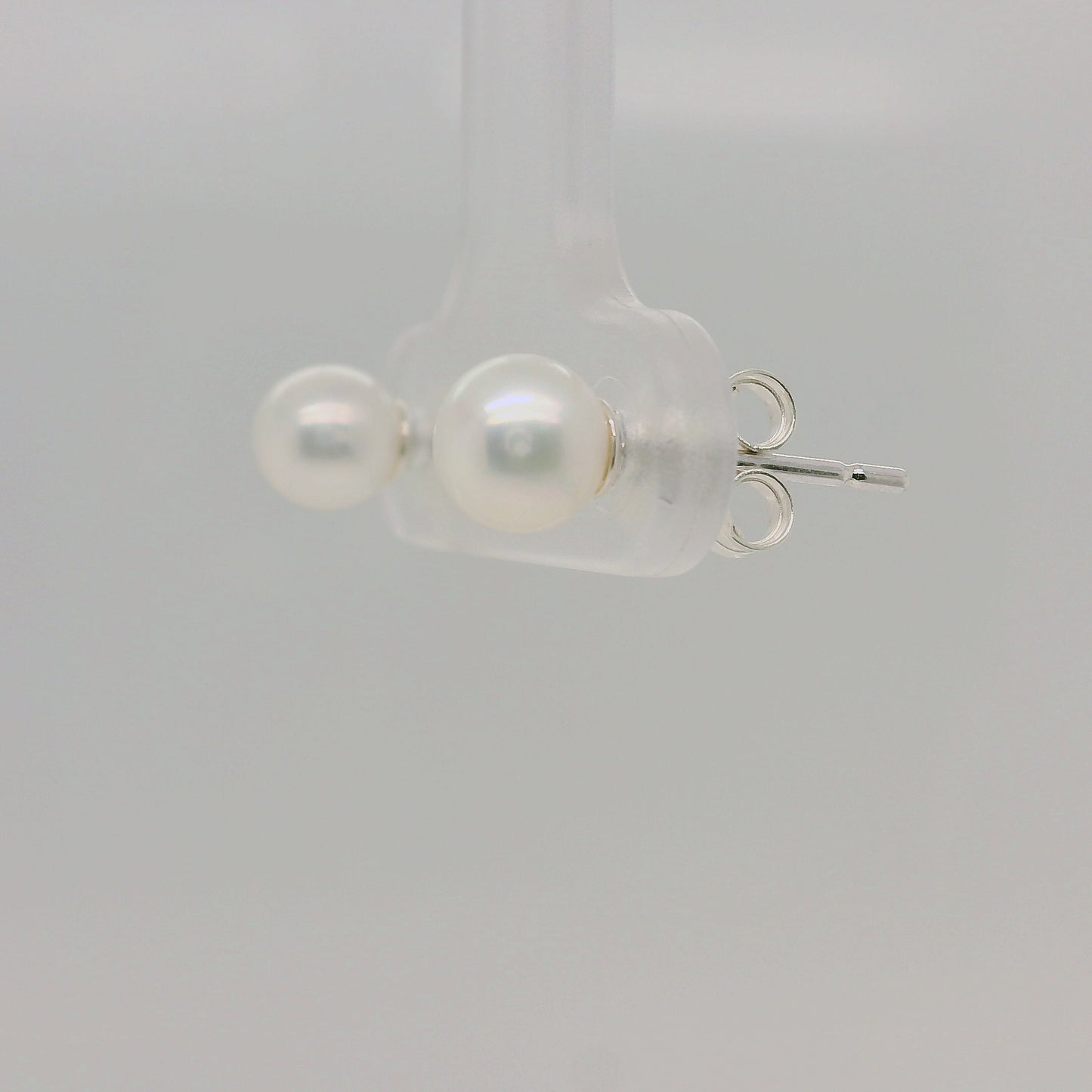 Sterling Silver Freshwater Pearl Stud Earrings – 5–5.5mm