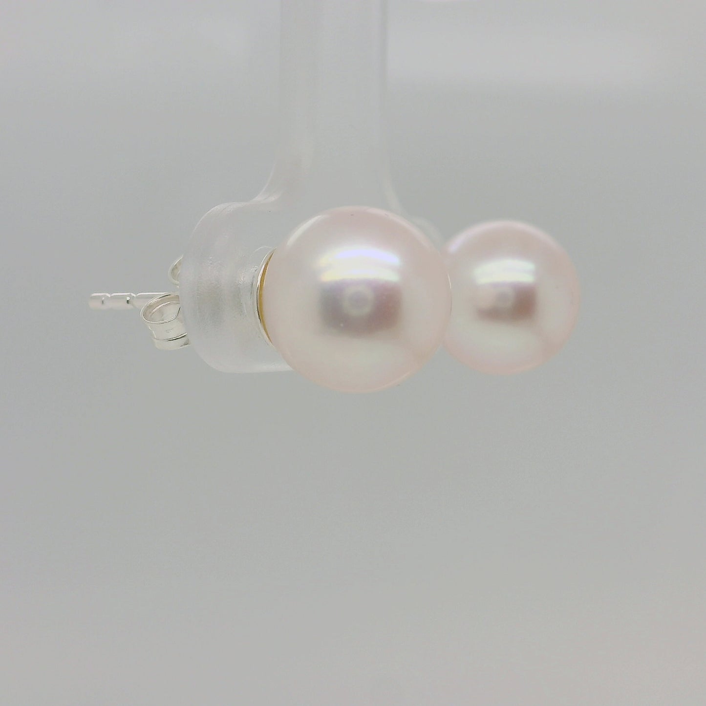 Sterling Silver Freshwater Pearl Stud Earrings – 8–8.5mm