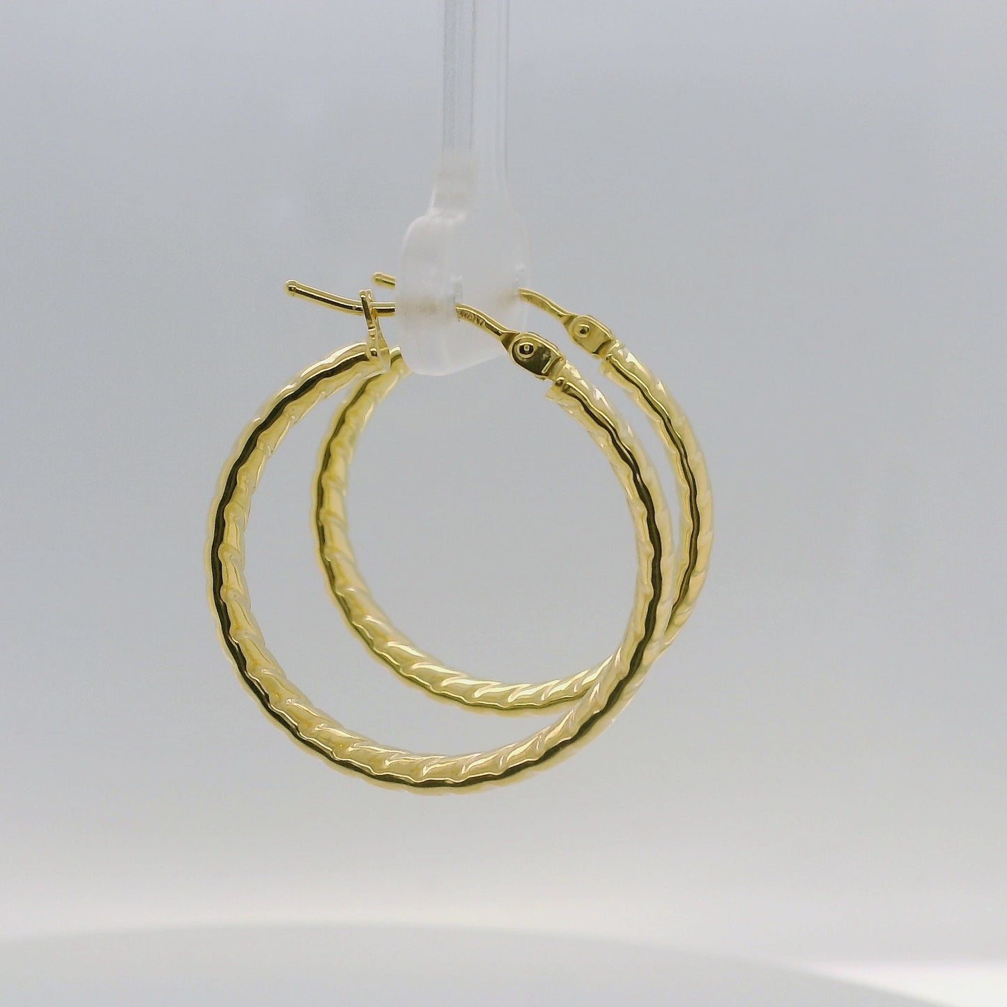 Twisted Hoop Earrings - 20mm