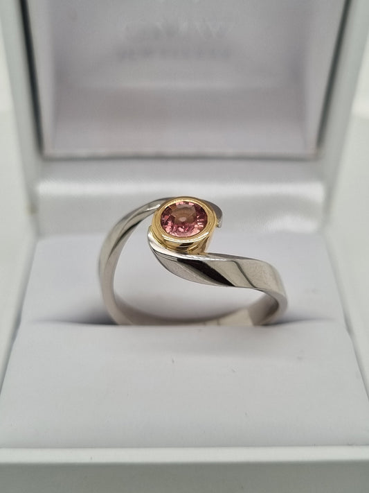 18ct Yellow Gold and Plat Padparadscha Ring from GMW Jewellery in Blenheim NZ