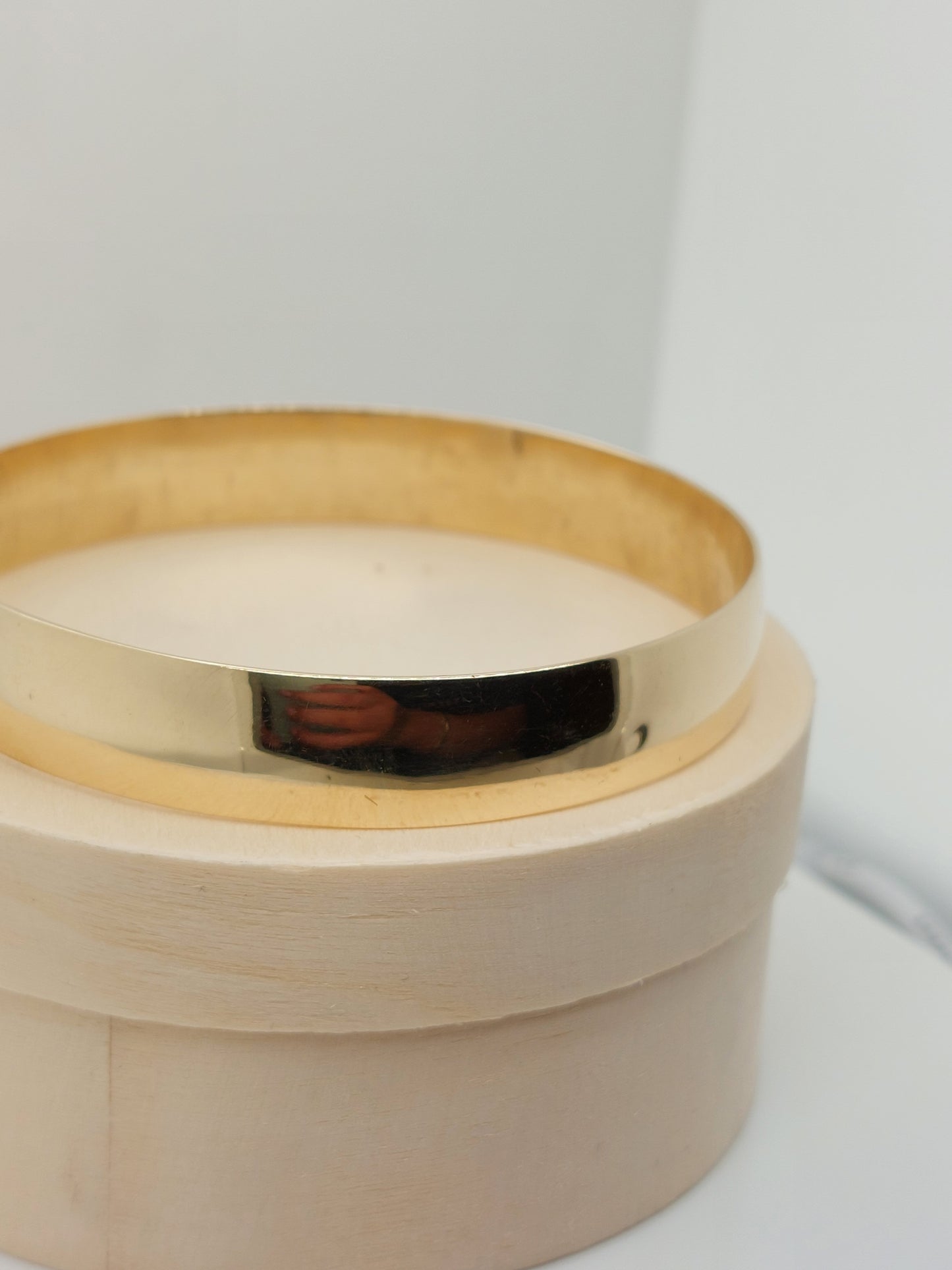 9ct Yellow Wide Bangle