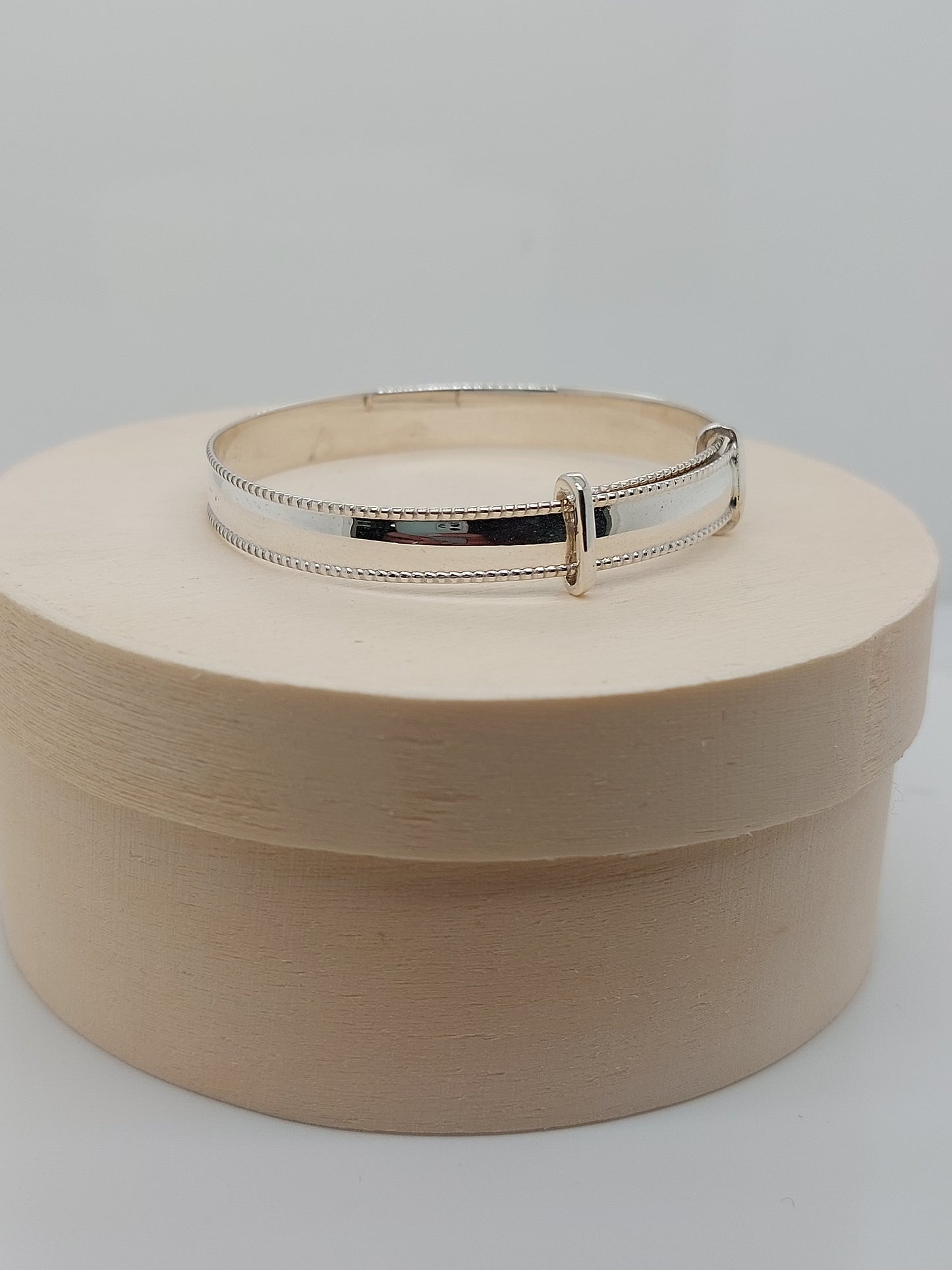 Child's Expandable Rope Edge Bangle