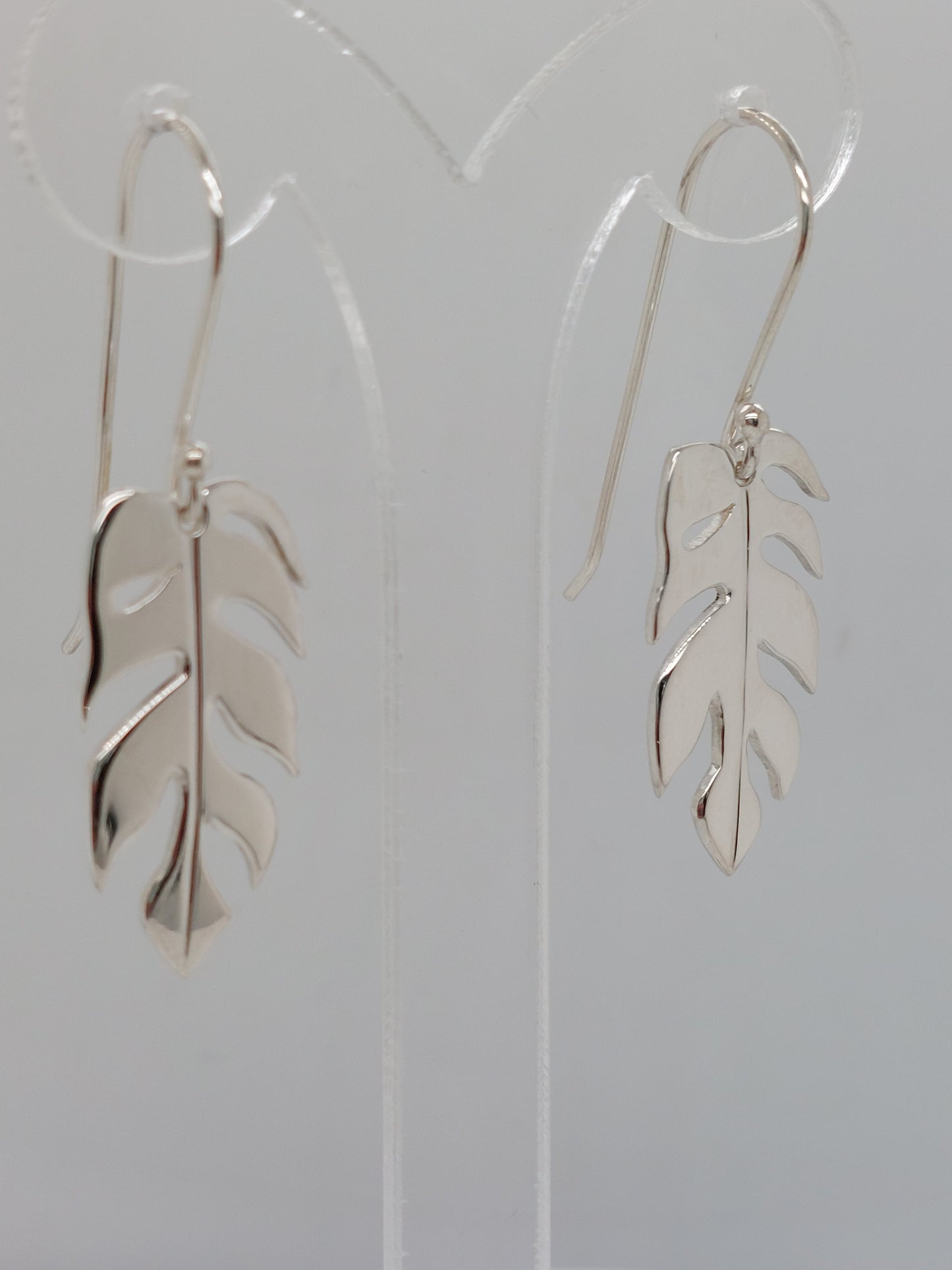 Shiny Leaf Drop Earrings