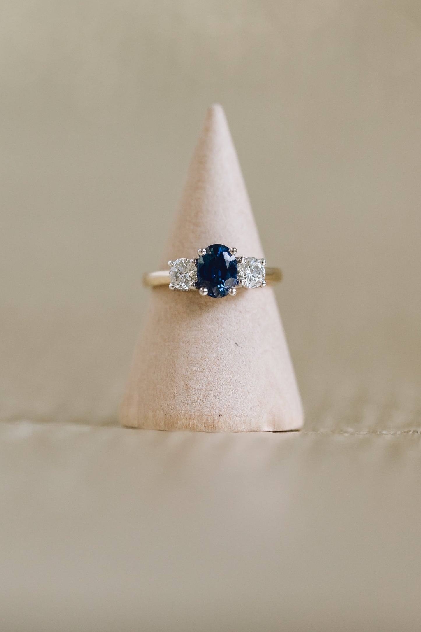 Oval sapphire & diamond ring